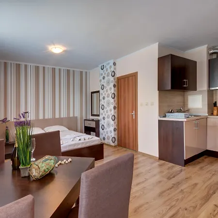 Dawn Park Complex Aparthotel 3*