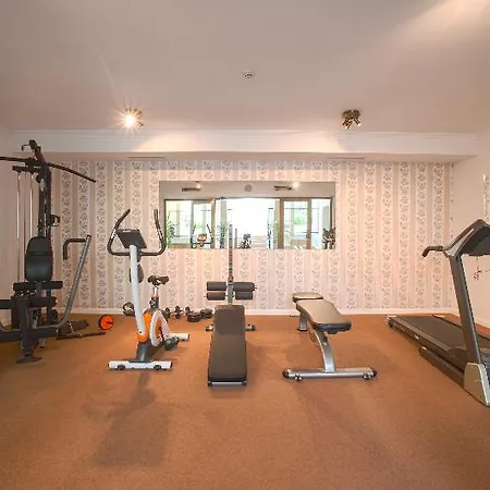 アパートホテル Dawn Park Complex 4*