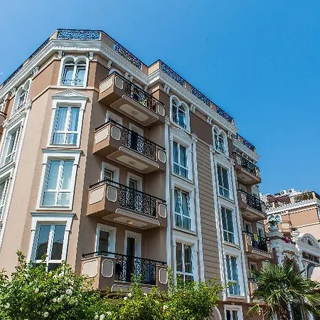 アパートホテル Dawn Park Complex 4*