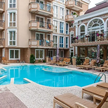 Dawn Park Complex 4* サニービーチ