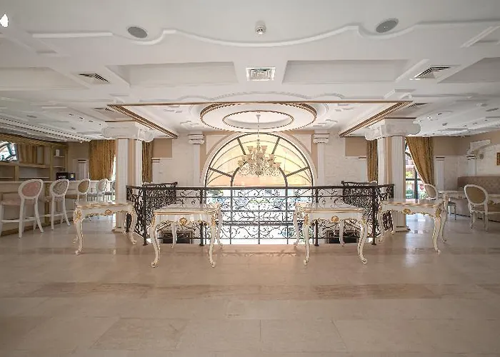 Lägenhetshotell Dawn Park Complex 4*