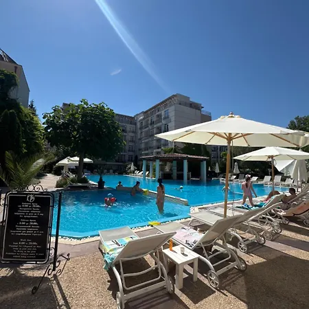 Dawn Park Complex 3*