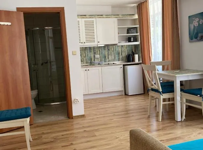 アパートホテル Dawn Park Complex