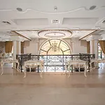 Lägenhetshotell Dawn Park Complex 3*